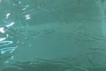 türkisfarbiges Craqueleé-Glas,
